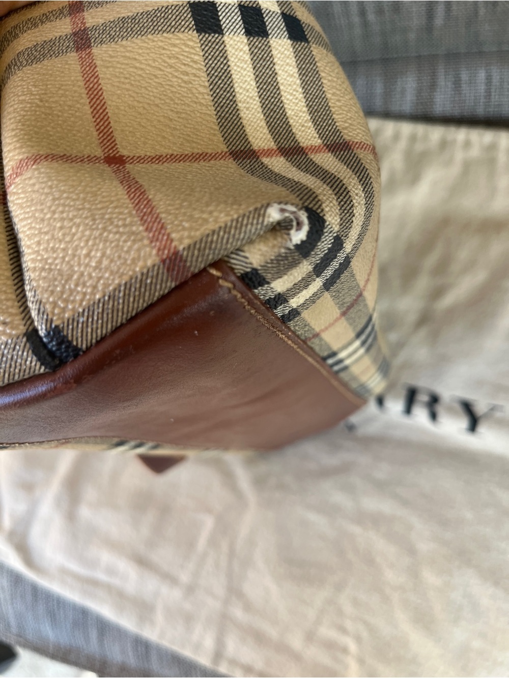 Vintage Burberry London Haymarket Check Small Tote - Picture 13 of 15